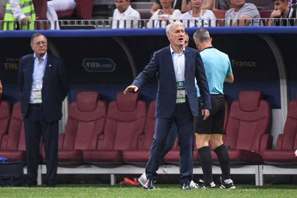 阿诺德对梅 阿诺德对梅