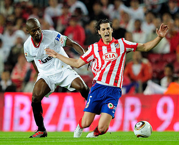 赫内斯作为 赫内斯作为