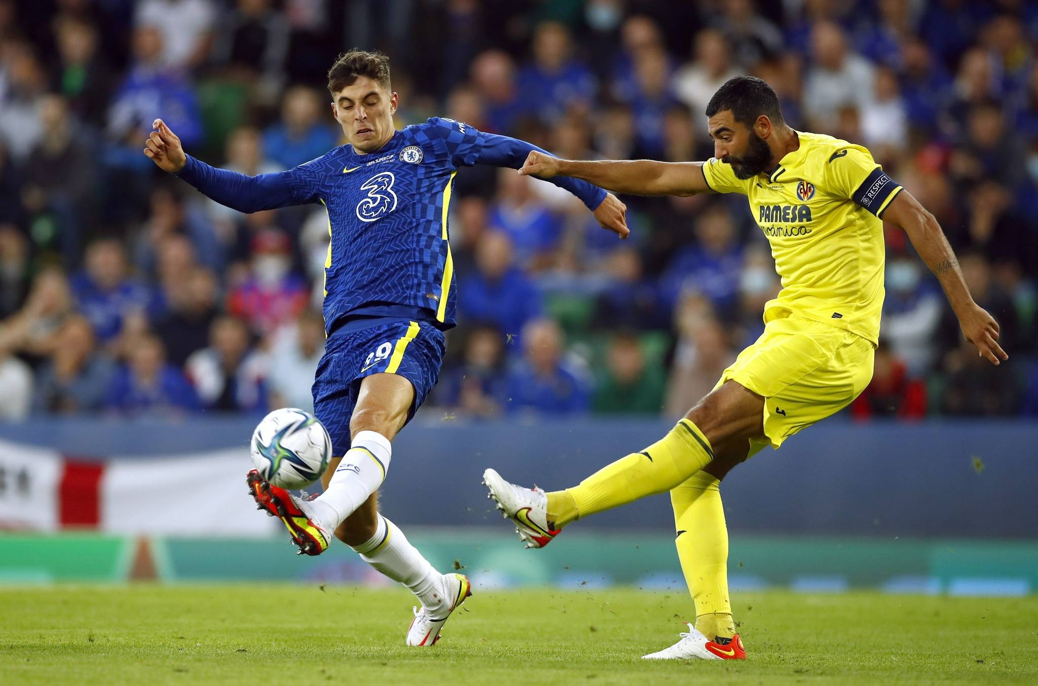 断力使他能 断力使他能